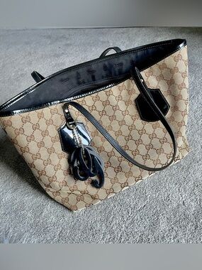 Authentic Gucci vintage tote bag